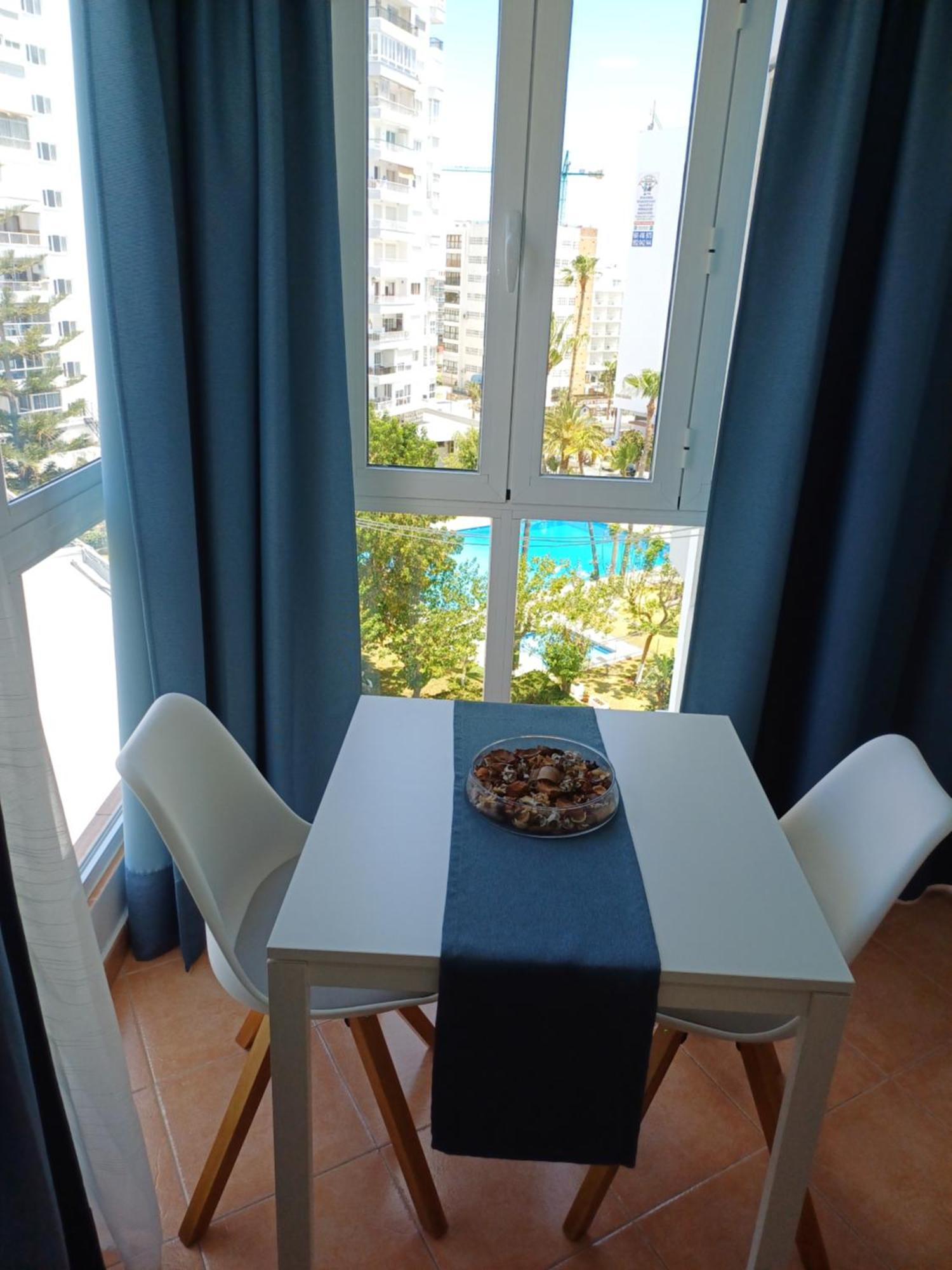 Appartamento Luminoso Estudio Muy Cerca De La Playa Benalmádena Esterno foto